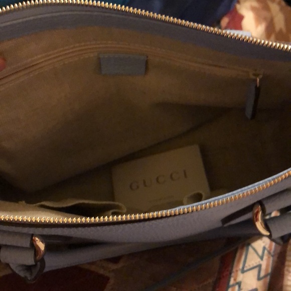 Gucci convertible with strap - Picture 8 of 13